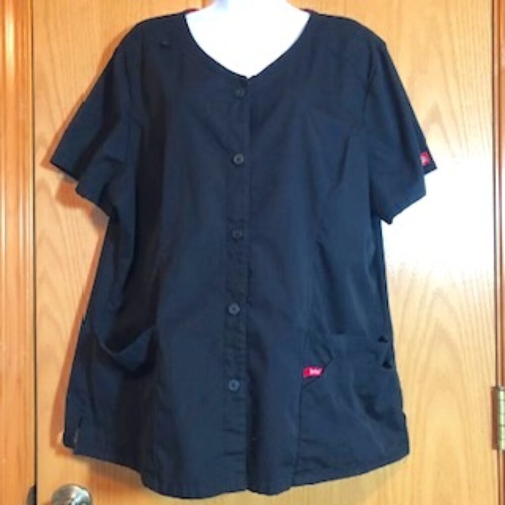 NWOT Dickies Women's Black Scrub Top 2X Button Down Short Sleeve Pockets V Neck